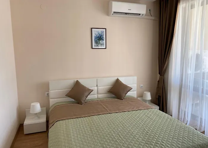 Premier Ap. №376 Section: E-3